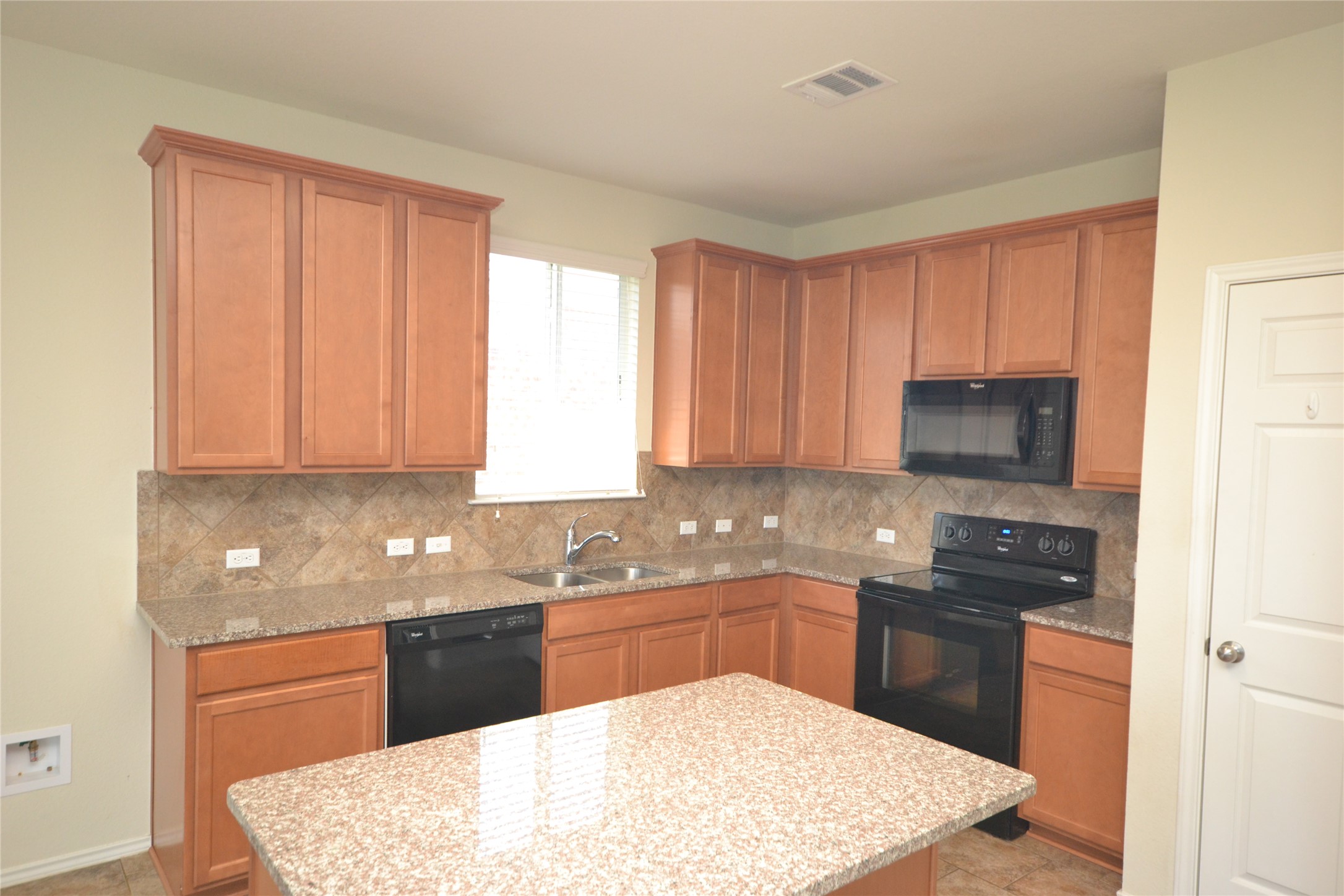 104 Sierra Mar Loop Leander, TX 78641 - Photo 2 of 20