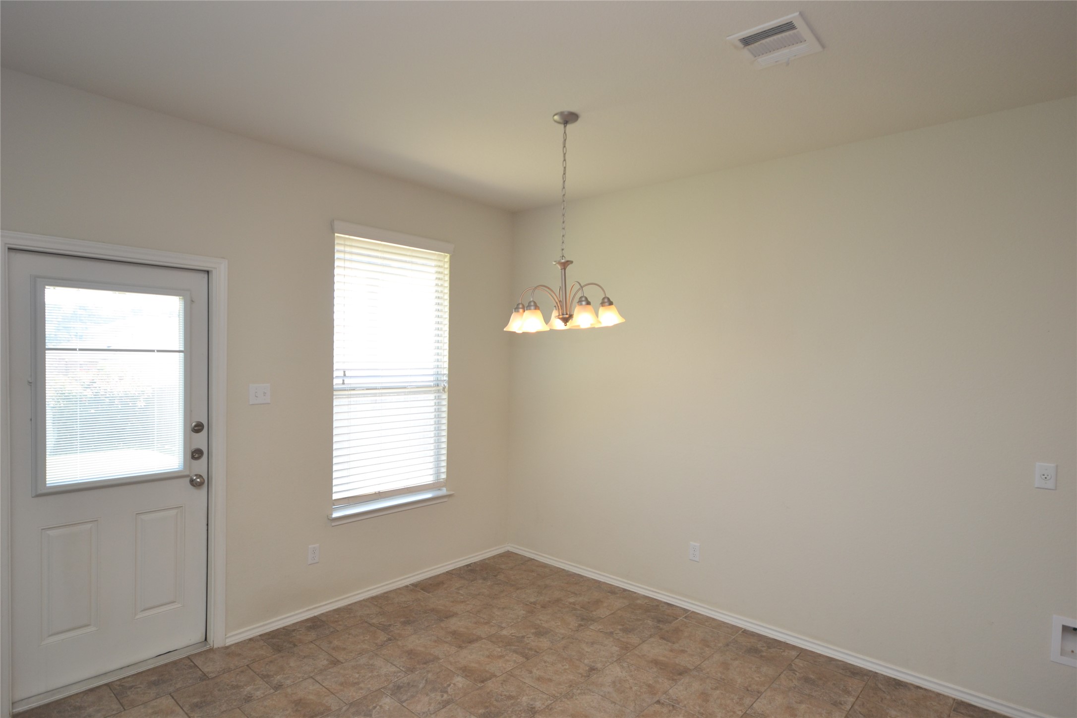 104 Sierra Mar Loop Leander, TX 78641 - Photo 5 of 20