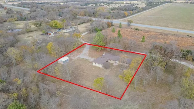 $139,000 | 300 County Road 4550, Whitewright, TX 75491