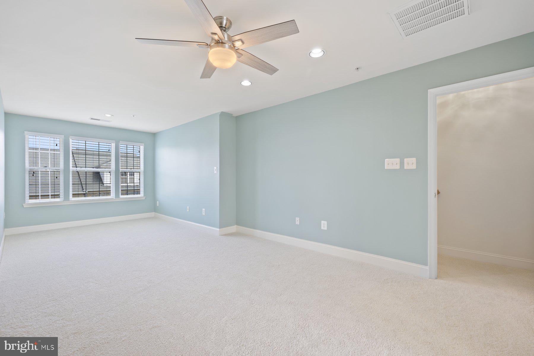 1009 Gaither Road Rockville, MD 20850 - Photo 33 of 50 Gallery Image 33