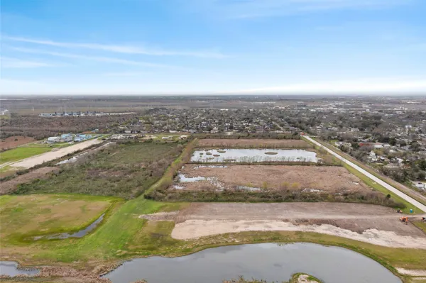 $2,500,000 | 4835 10th Street, Bacliff, TX 77518
