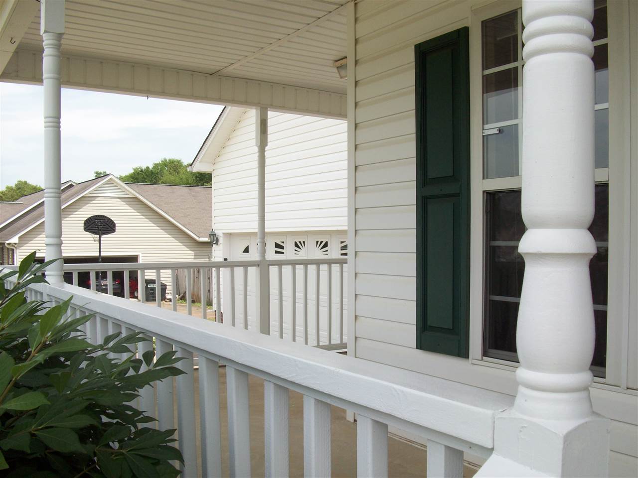 152 Bermuda Lane Inman, SC 29349 - Photo 2 of 24