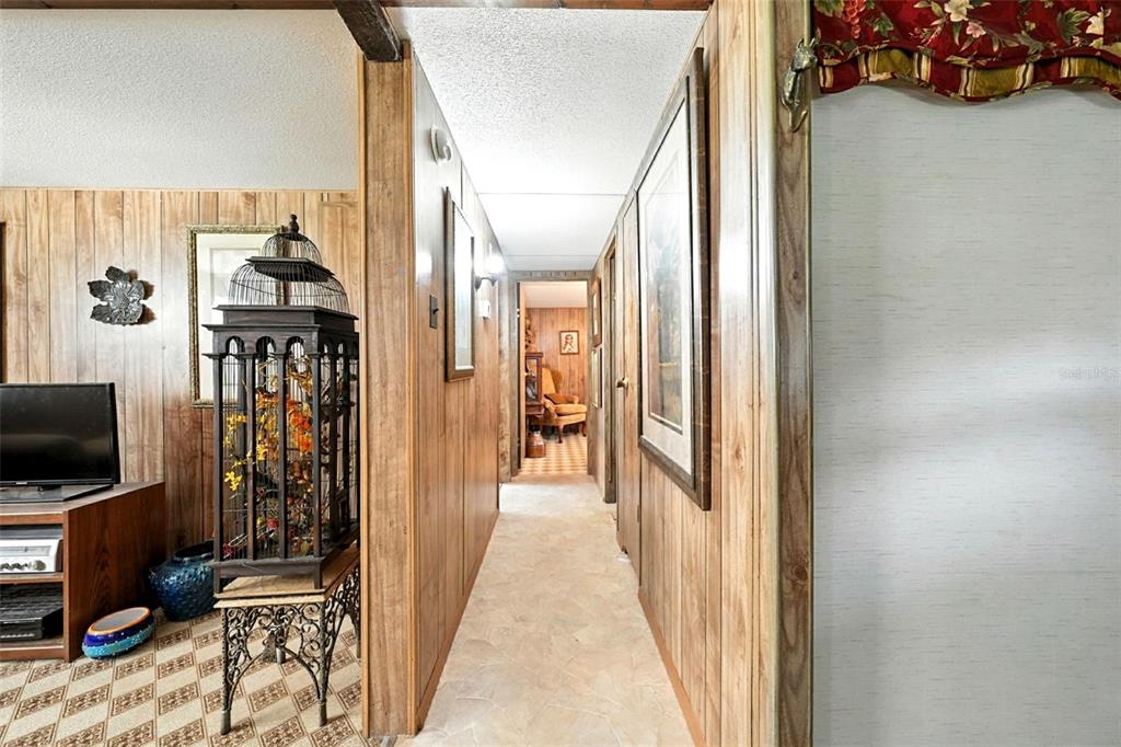 37820 Rolling Acres Road Lady Lake, FL 32159 - Photo 25 of 44 Gallery Image 25