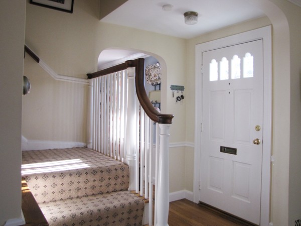 14 Pine Plain Road Wellesley, MA 02481 - Photo 3 of 10