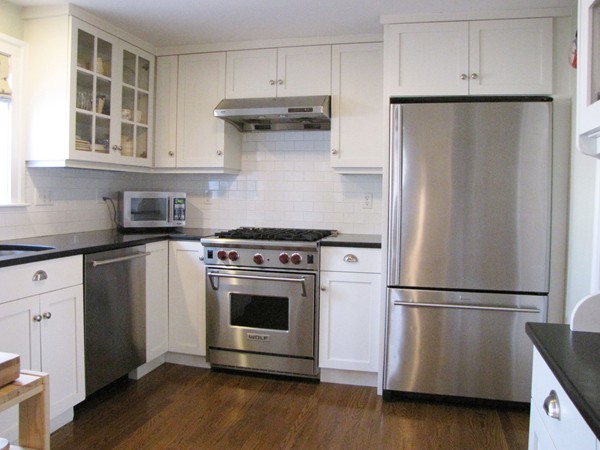 14 Pine Plain Road Wellesley, MA 02481 - Photo 7 of 10