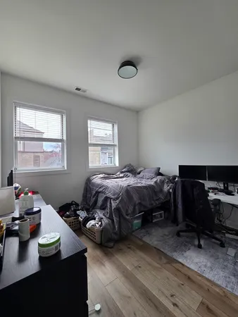 $3,595 | 621 West Belmont Avenue, Unit 405, Chicago, IL 60657