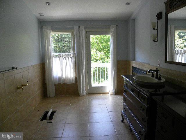 920 Melvin Road Annapolis, MD 21403 - Photo 23 of 25 Interior (General)