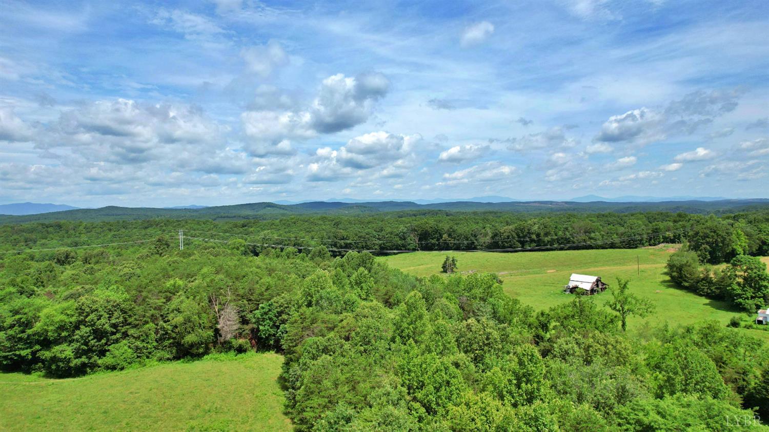 a view of outdoor space with mountain view