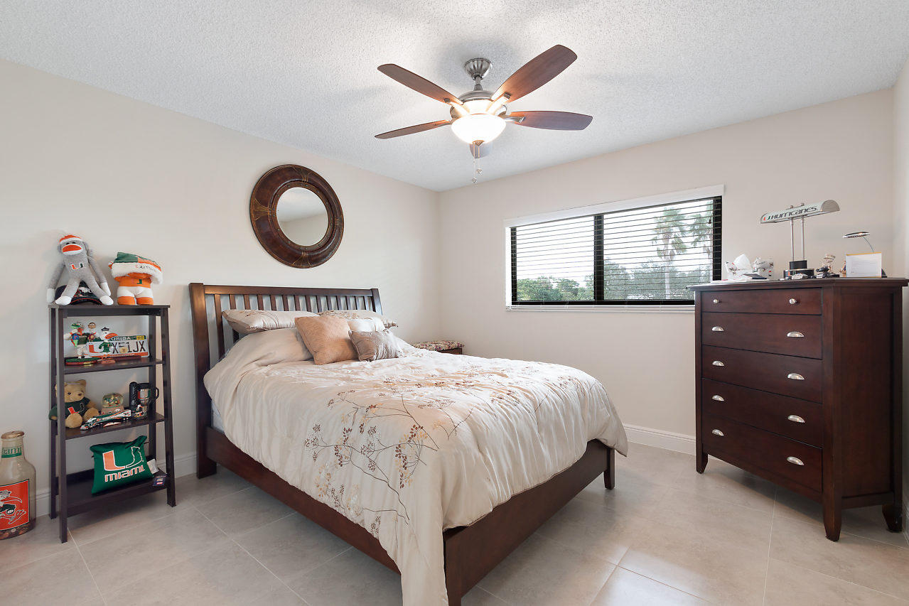 15074 Witney Road, Unit 309 Delray Beach, FL 33484 - Photo 15 of 22 Guest Bedroom