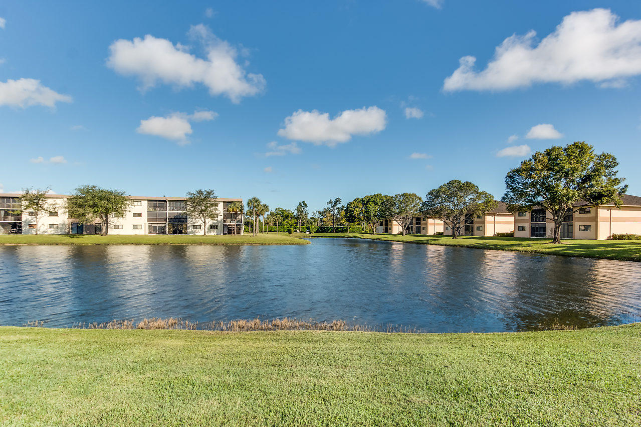 15074 Witney Road, Unit 309 Delray Beach, FL 33484 - Photo 2 of 22 Lake View