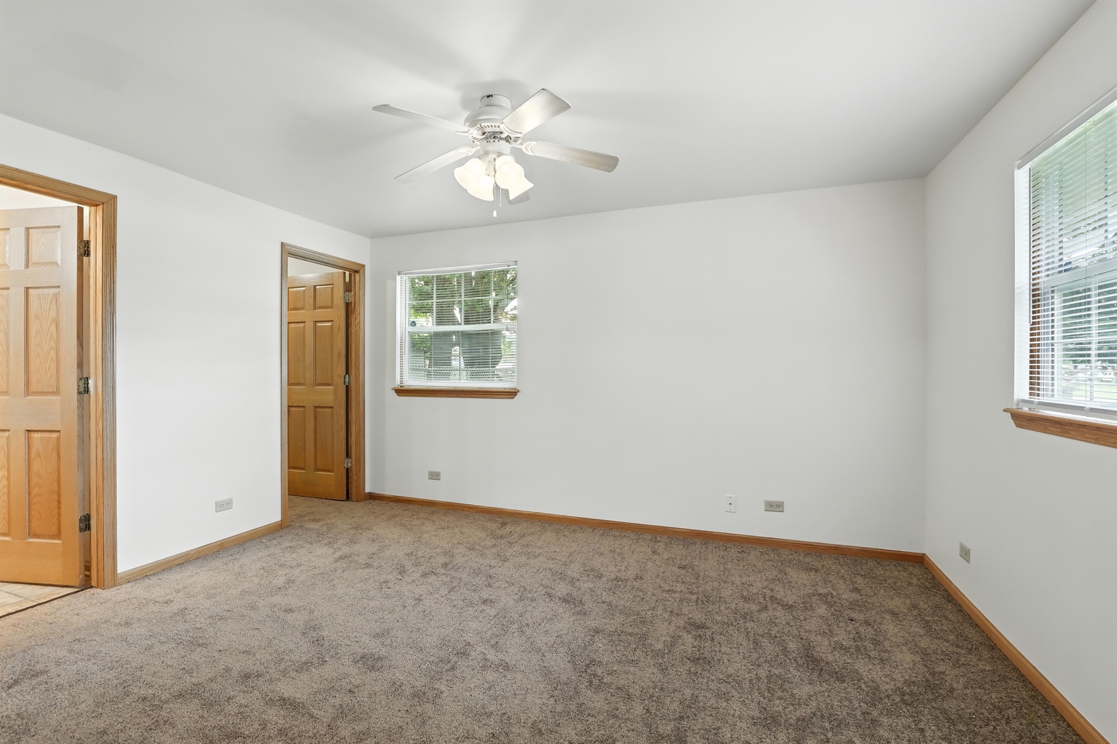 1401 20th Street Zion, IL 60099 - Photo 13 of 30 a view of an empty room with a window
