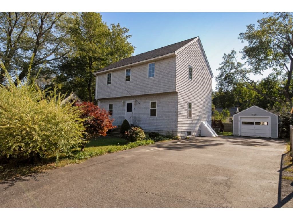 10 Sterling Road Kittery, ME 03904 - Photo 1 of 21