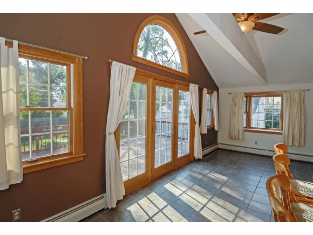 10 Sterling Road Kittery, ME 03904 - Photo 9 of 21