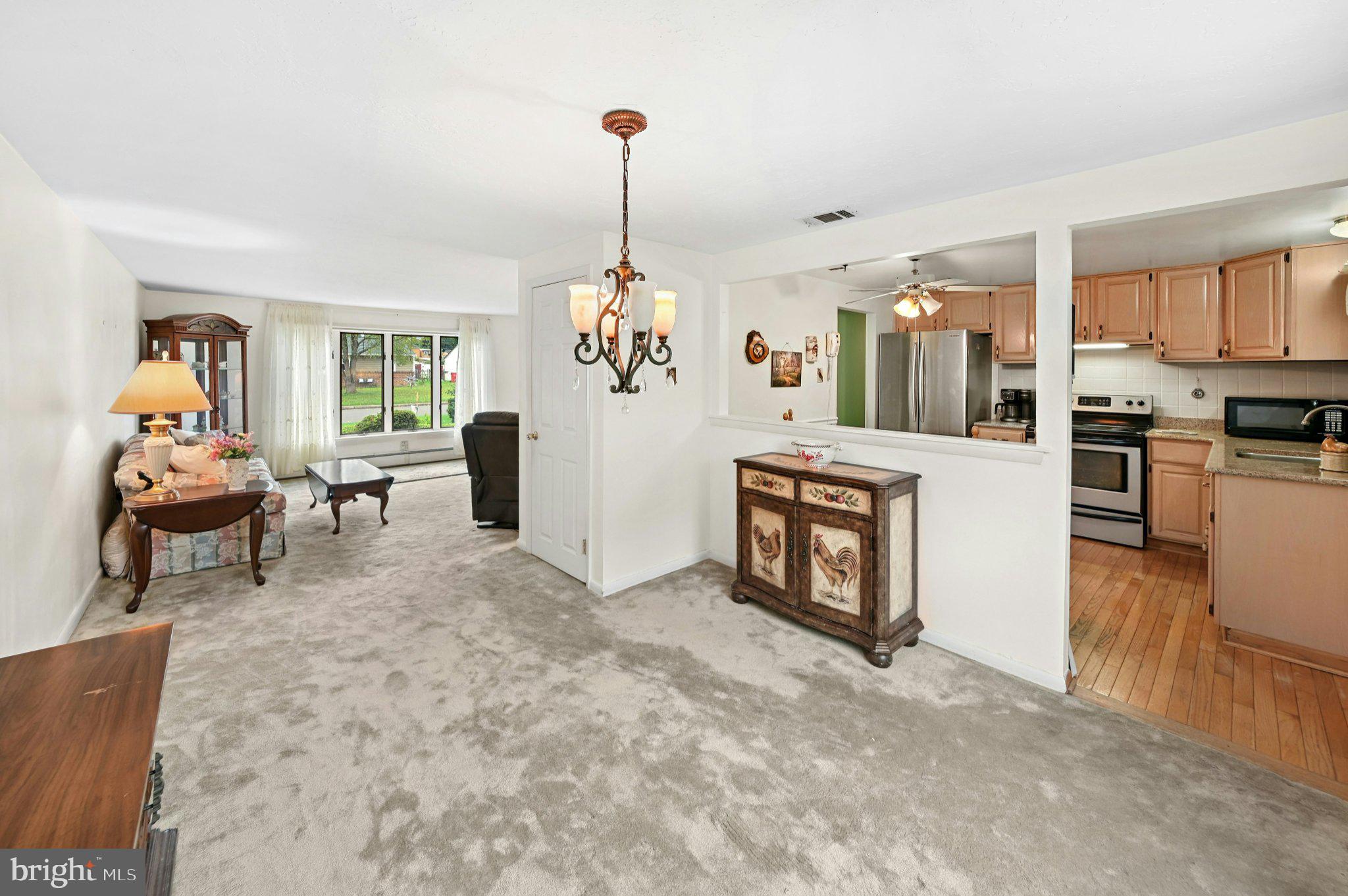 840 Roger Road Warminster, PA 18974 - Photo 7 of 30 Gallery Image 7