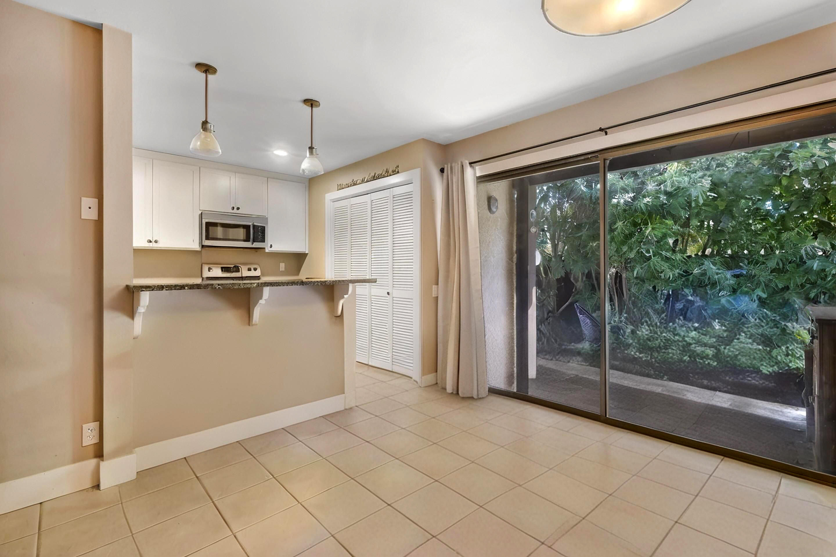 265 5th Street, Unit B Solvang, CA 93463 - Photo 3 of 14 5 3