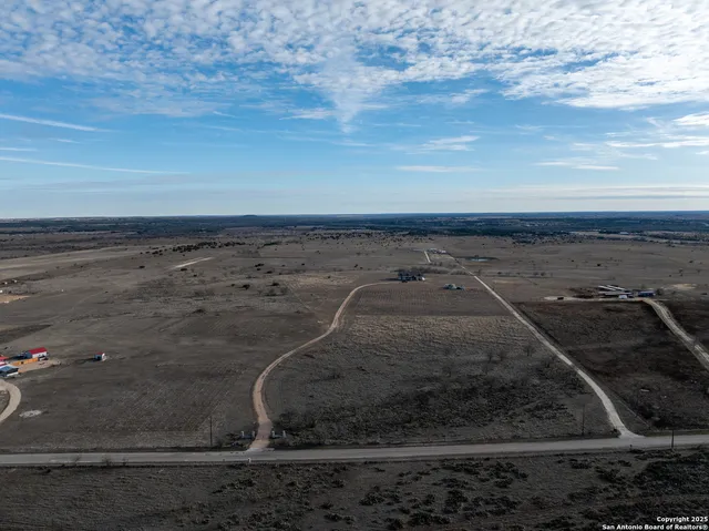 $2,650,000 | 3125 County Road 212, Bertram, TX 78605