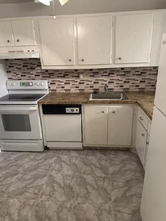 $1,550 | 7831 North Colony Circle, Tamarac, FL 33321