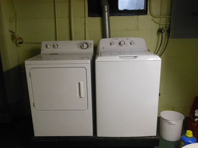 $244,900 | 710 Ingalls Avenue, Joliet, IL 60435