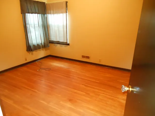 $244,900 | 710 Ingalls Avenue, Joliet, IL 60435