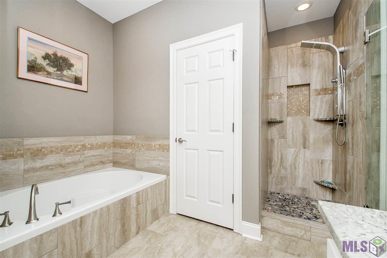 2449 Randy Drive Denham Springs, LA 70726 - Photo 18 of 33 Gallery Image 18