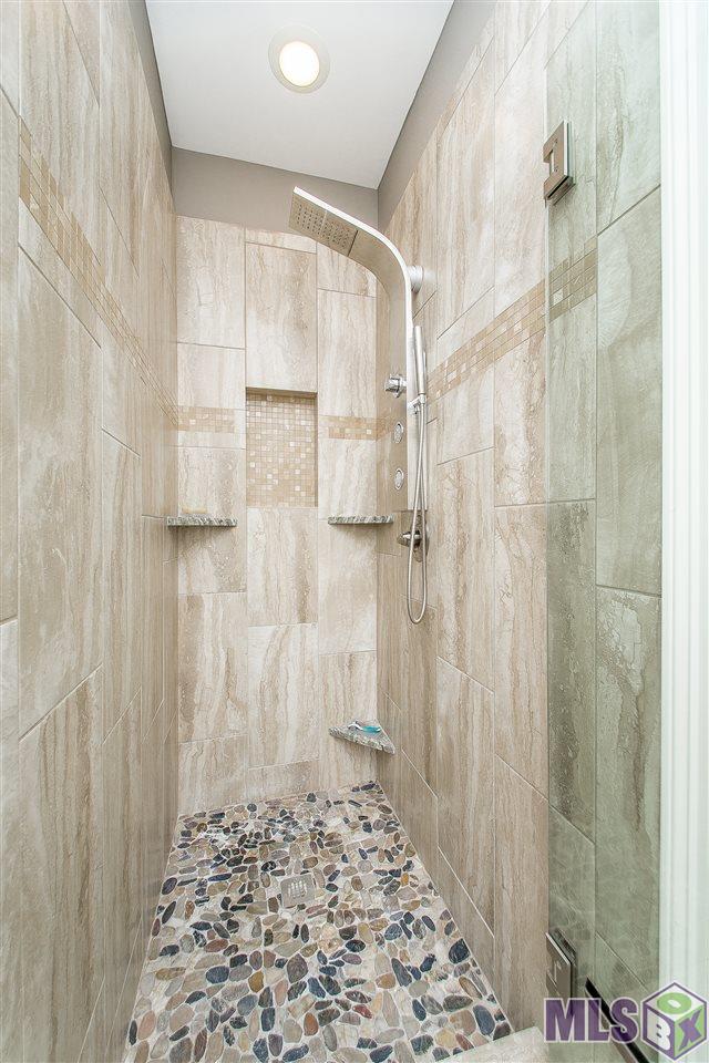 2449 Randy Drive Denham Springs, LA 70726 - Photo 22 of 33 Gallery Image 22