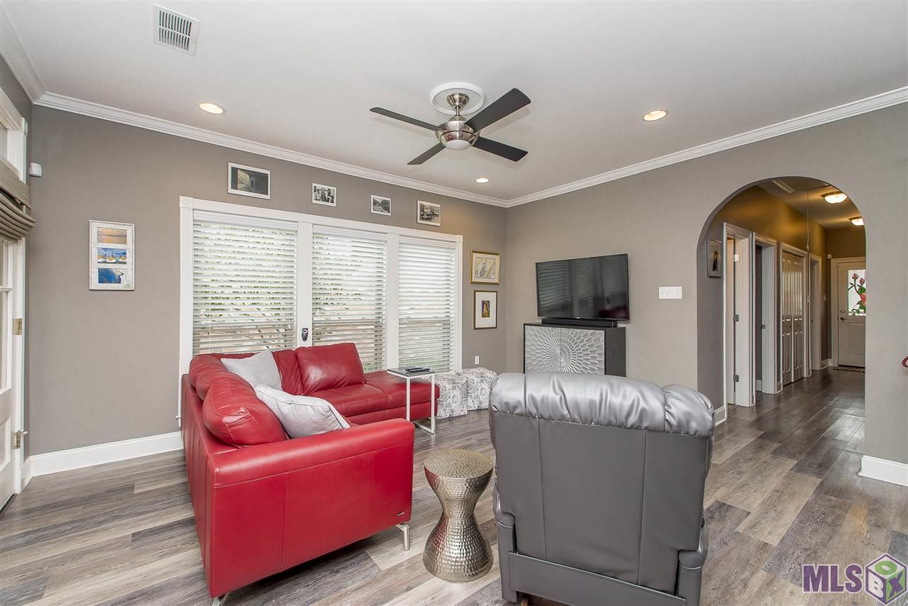2449 Randy Drive Denham Springs, LA 70726 - Photo 8 of 33 Gallery Image 8