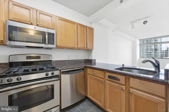 $359,000 | 7111 Woodmont Avenue, Unit 708, Bethesda, MD 20815