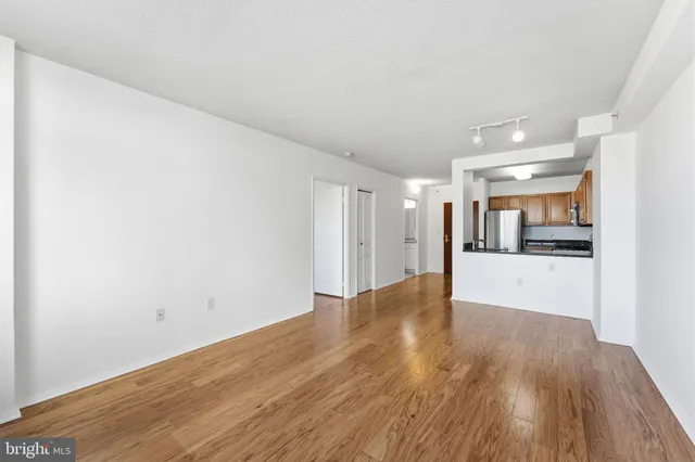 $359,000 | 7111 Woodmont Avenue, Unit 708, Bethesda, MD 20815