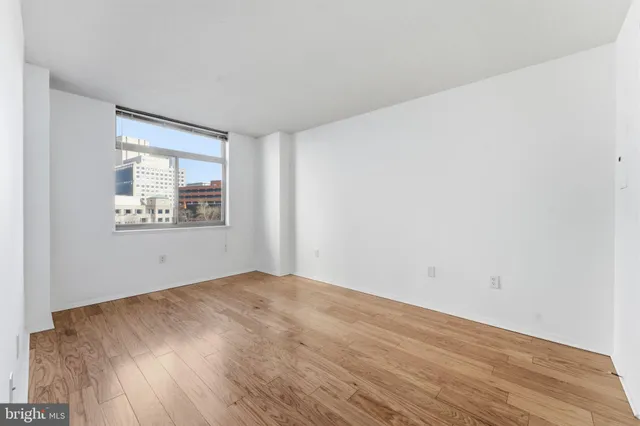 $359,000 | 7111 Woodmont Avenue, Unit 708, Bethesda, MD 20815