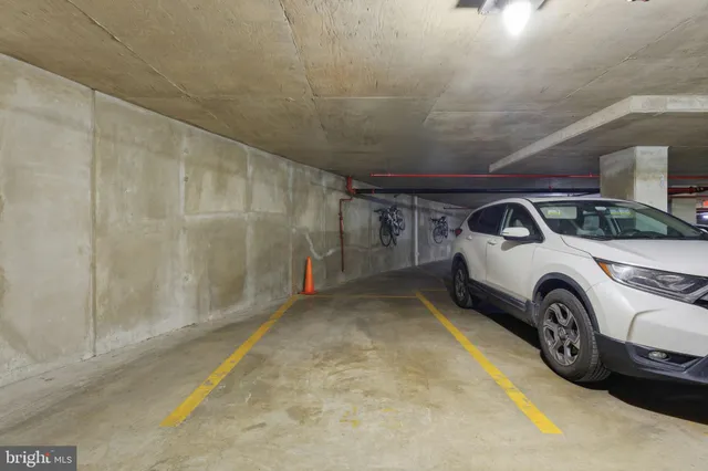 $359,000 | 7111 Woodmont Avenue, Unit 708, Bethesda, MD 20815