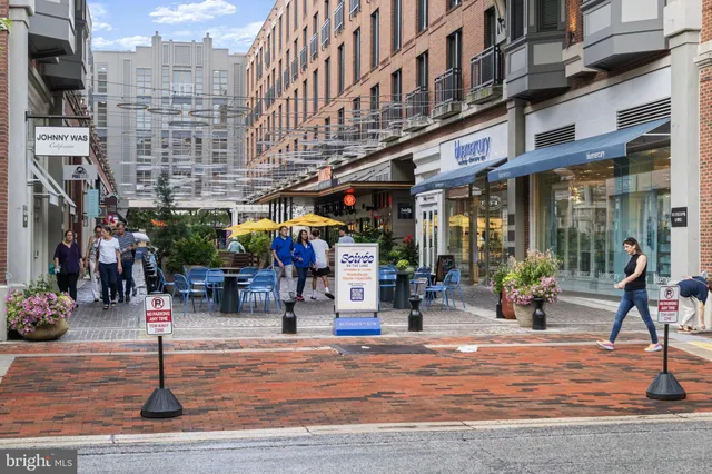 $359,000 | 7111 Woodmont Avenue, Unit 708, Bethesda, MD 20815