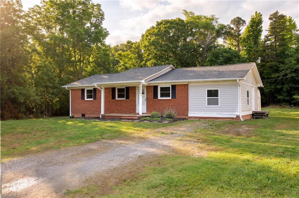 4950 Fairview Court Trinity, NC 27370 - Photo 2 of 29