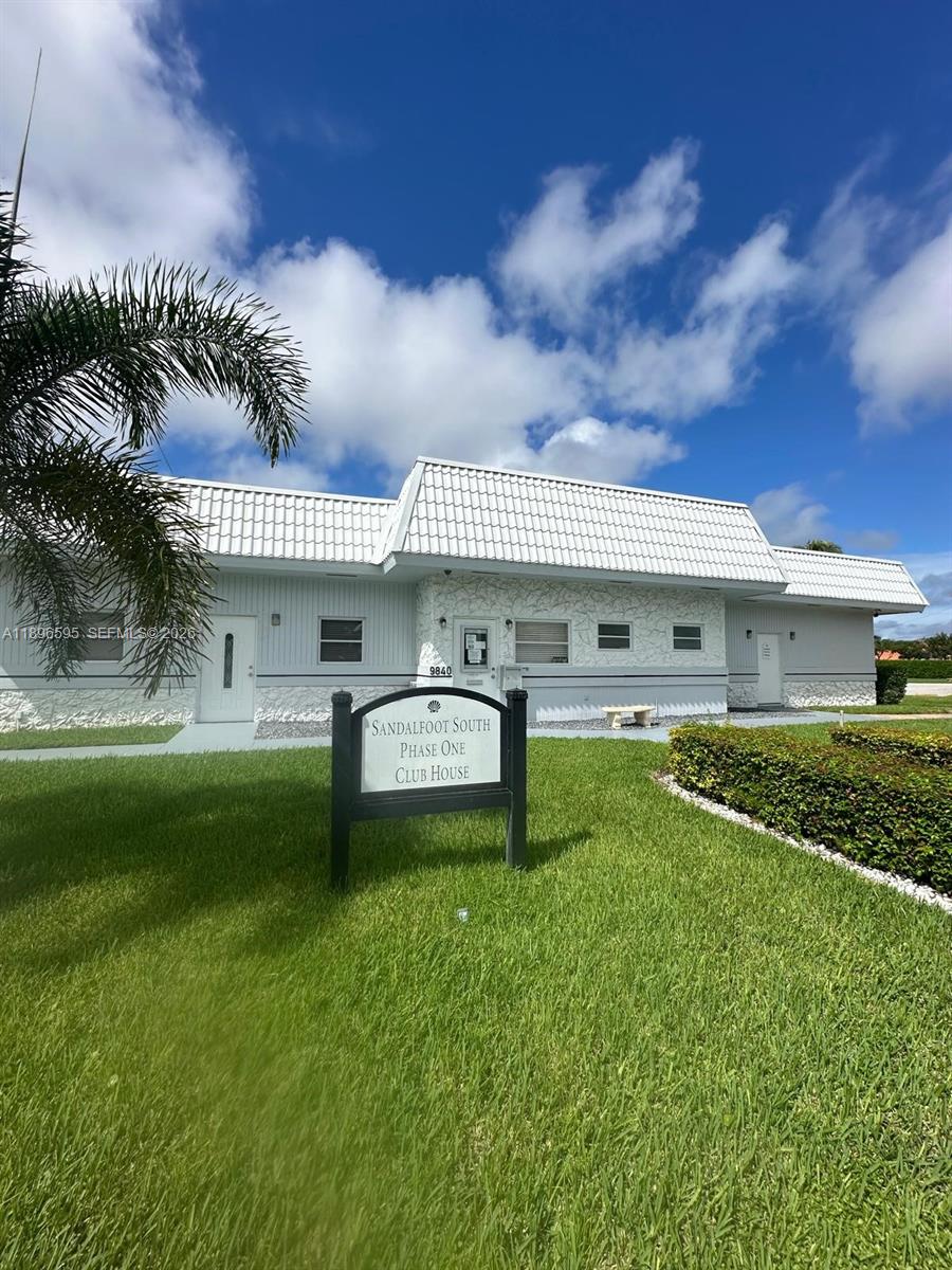 9848 Marina Boulevard, Unit 811 Boca Raton, FL 33428 - Photo 77 of 86 Clubhouse