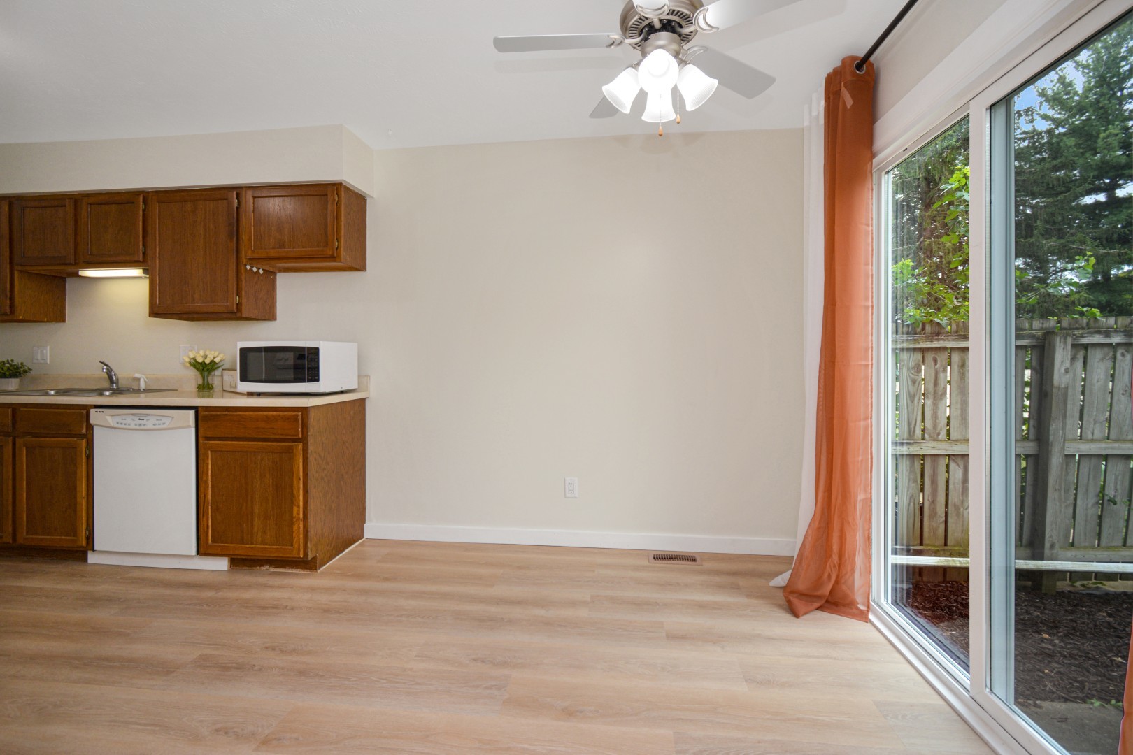 1560 Hunt Drive, Unit D Normal, IL 61761 - Photo 16 of 47 Gallery Image 16