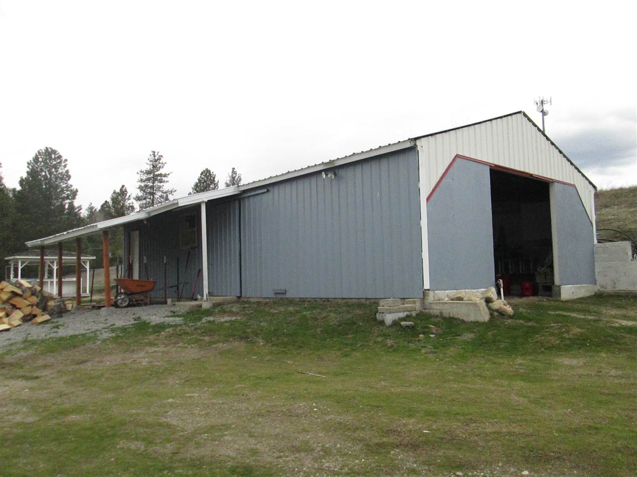 26408 North Yale Road Chattaroy, WA 99003 - Photo 16 of 19