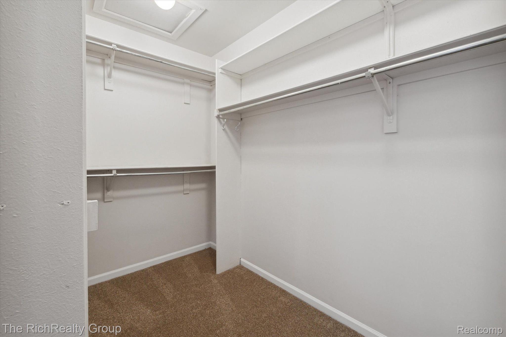 2578 Brilliance Rochester, MI 48309 - Photo 27 of 54 Gallery Image 27