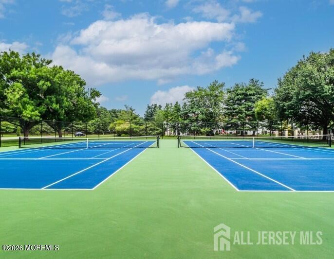 22 Borell Square Parlin, NJ 08859 - Photo 31 of 32