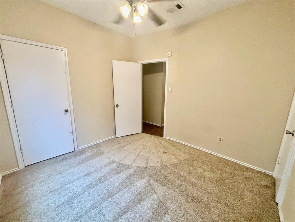 2915 Roxboro Road Euless, TX 76039 - Photo 16 of 22 Gallery Image 16