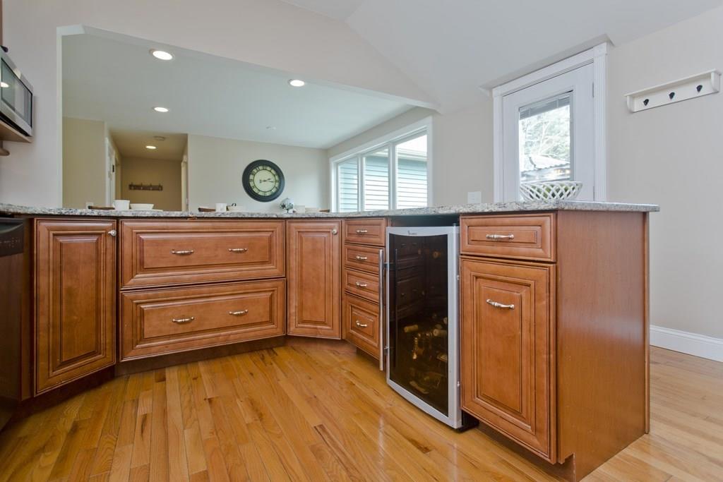 276 Shaker Road Westfield, MA 01085 - Photo 8 of 34 Gallery Image 8