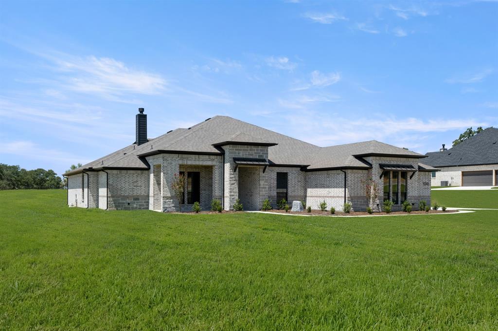 1041 VH Ranch Rd- Front-2