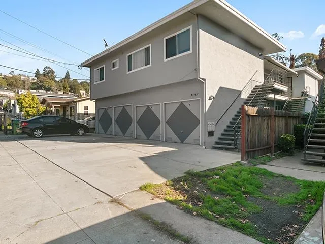 $2,400 | 3416 66th Avenue, Unit C, Oakland, CA 94605