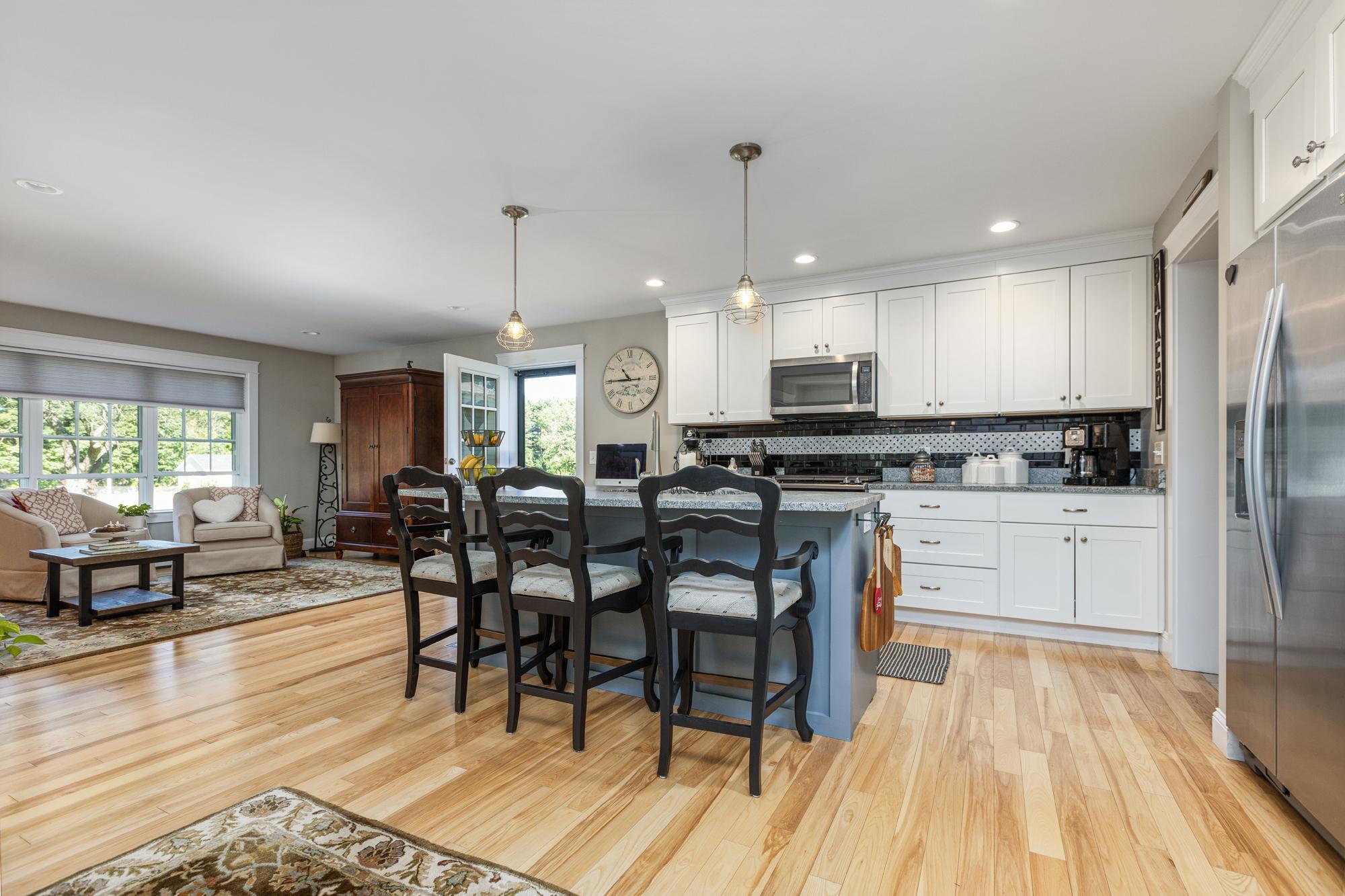 38 New Road Scarborough, ME 04074 - Photo 11 of 40 38 New Rd_W5_007