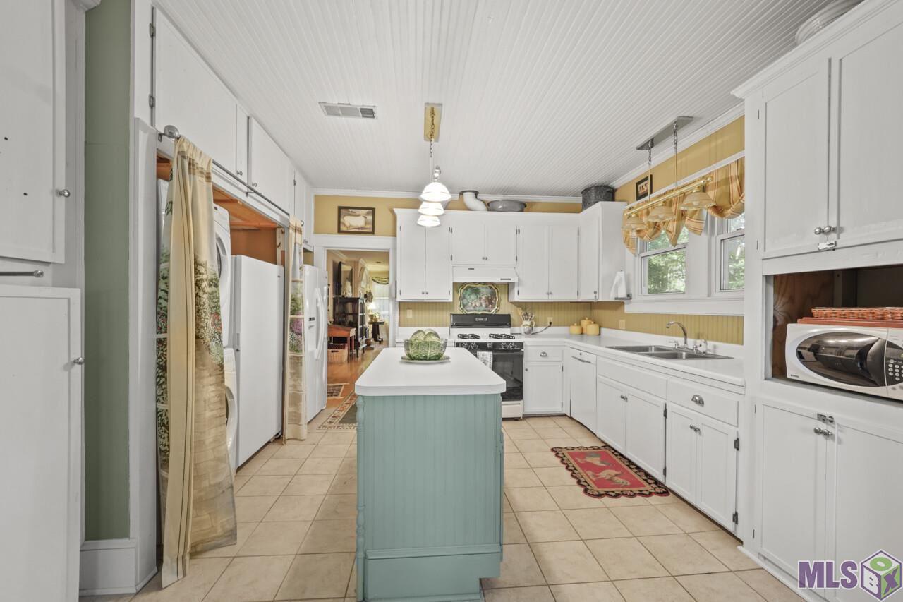 10637 Rambler Road St. Francisville, LA 70775 - Photo 5 of 20