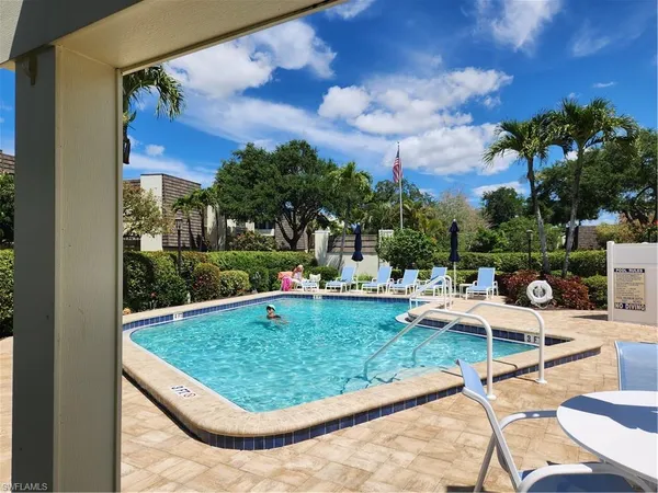 $2,000 | 1629 Spoonbill Lane, Unit 1629A, Naples, FL 34105