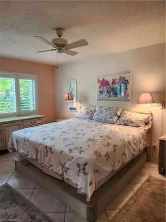 $2,000 | 1629 Spoonbill Lane, Unit 1629A, Naples, FL 34105