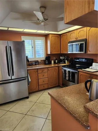 $2,000 | 1629 Spoonbill Lane, Unit 1629A, Naples, FL 34105
