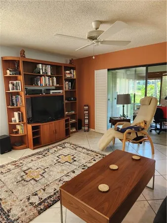 $2,000 | 1629 Spoonbill Lane, Unit 1629A, Naples, FL 34105