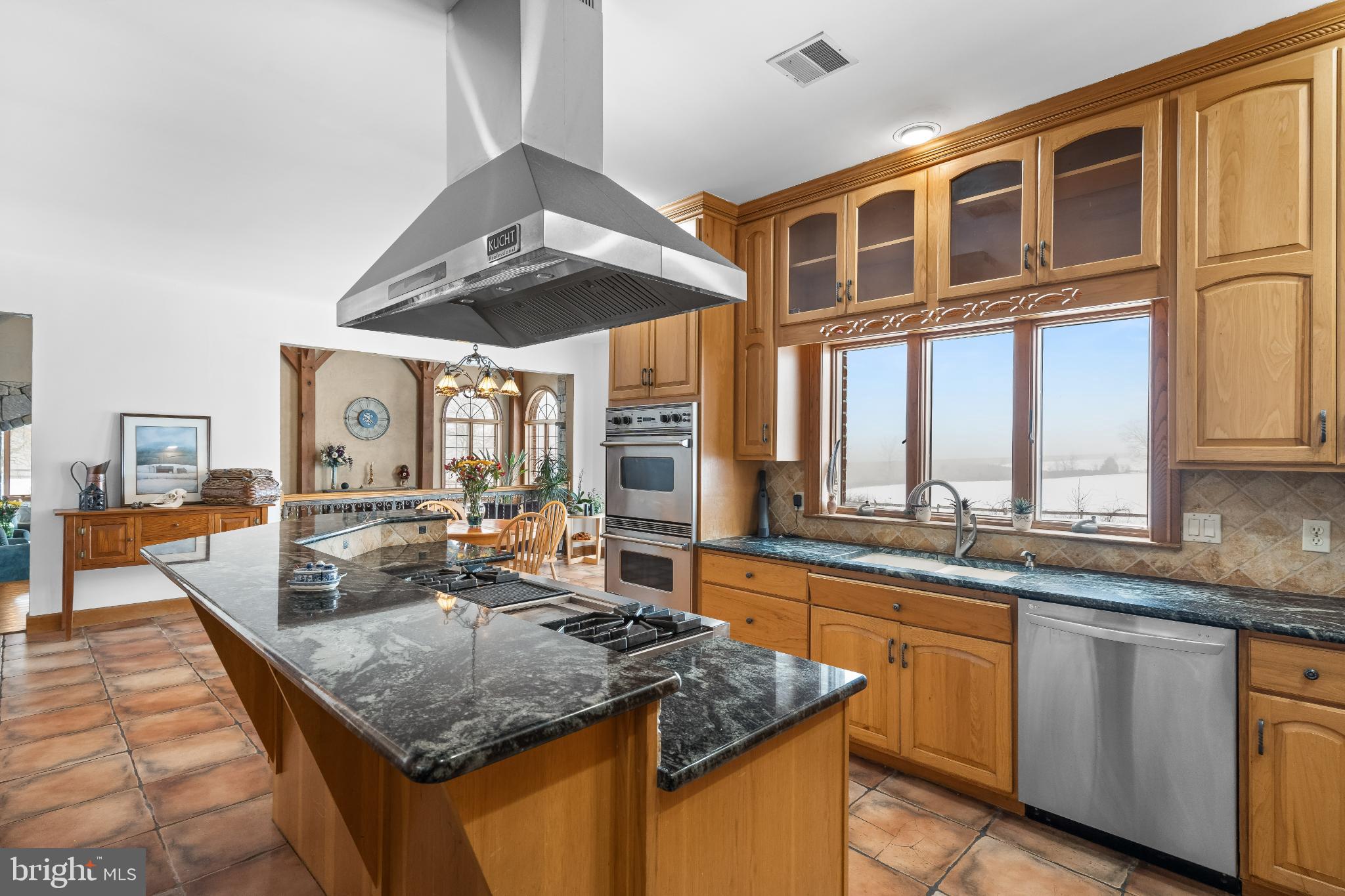 216 Merwinsburg Road Effort, PA 18330 - Photo 30 of 75 Spacious kitchen with elegant finishes.