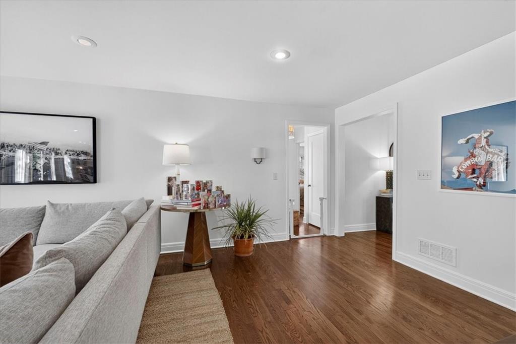 5441 Chadwick Street Fairway, KS 66205 - Photo 15 of 70