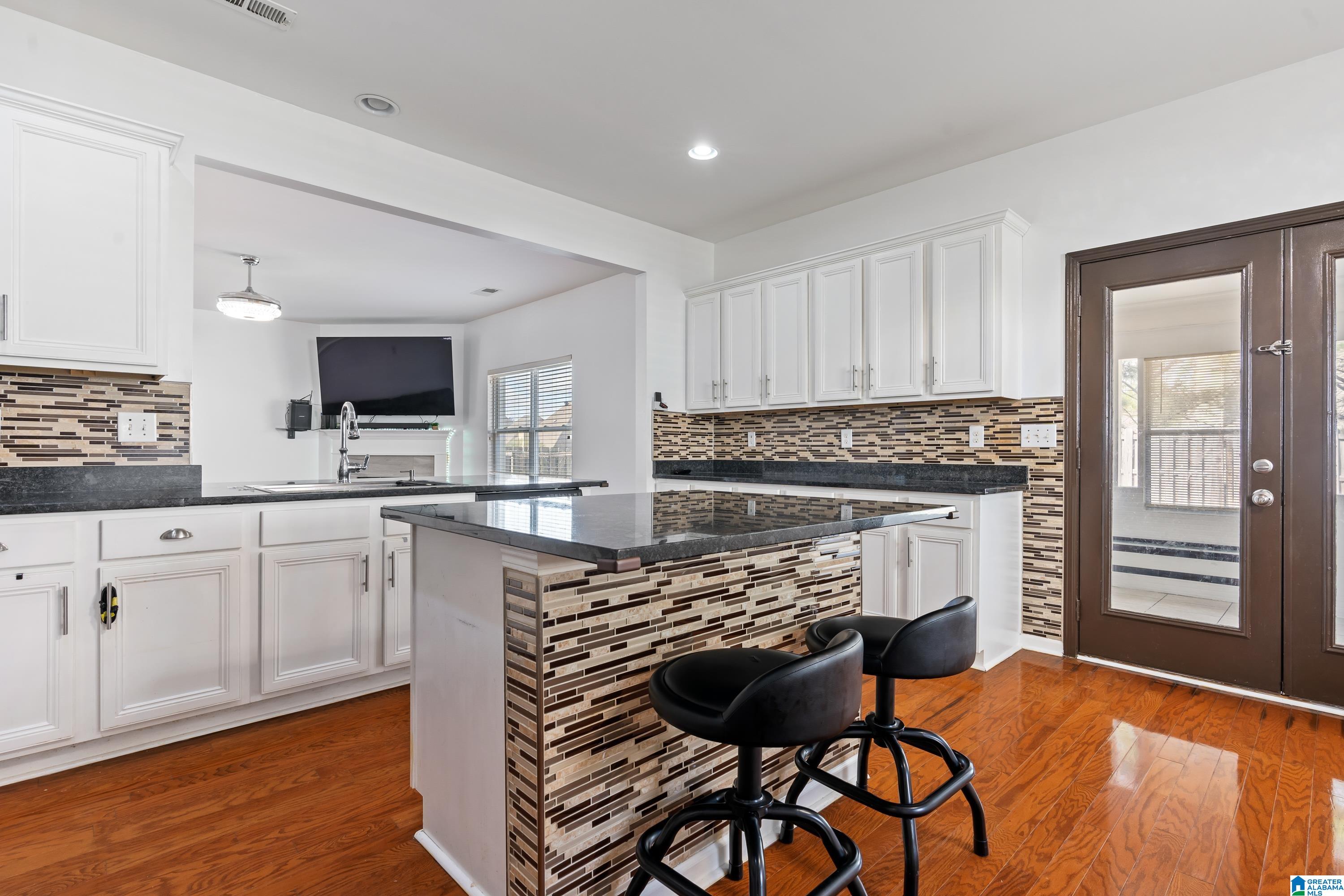 1063 Riviera Drive Calera, AL 35040 - Photo 13 of 51